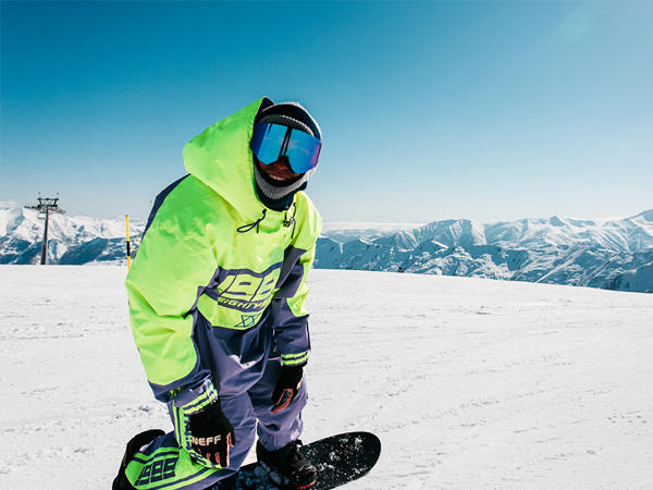 國內(nèi)滑雪服定制生產(chǎn)廠家哪家強(qiáng)？