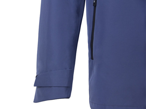 廠家定制品牌沖鋒衣，防水壓膠沖鋒衣