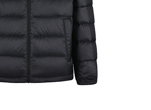 輕薄款男士羽絨服定制生產(chǎn)代工廠家