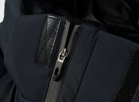 休閑男款保暖羽絨服定制生產(chǎn)廠家