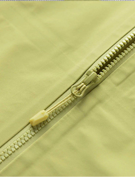 戶外防水單層壓膠沖鋒衣代加工